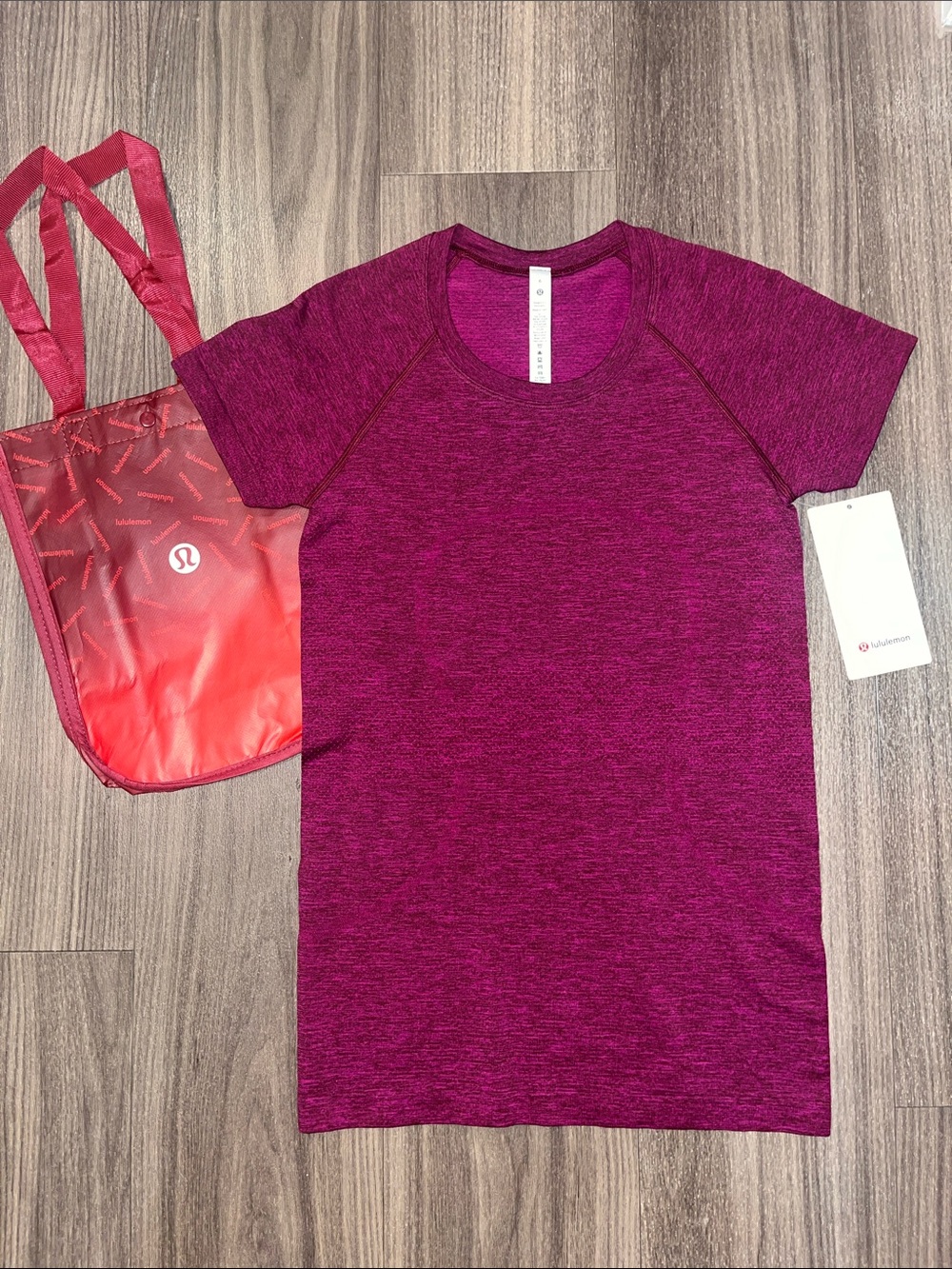 Lululemon Swiftly Tech Short Sleeve